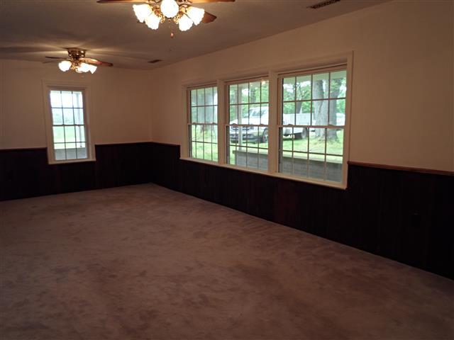 612 Mingo Road Winchester, TN 37398 - Photo 3 of 20 Gallery Image 3