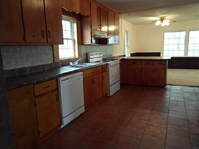612 Mingo Road Winchester, TN 37398 - Photo 6 of 20 Gallery Image 6