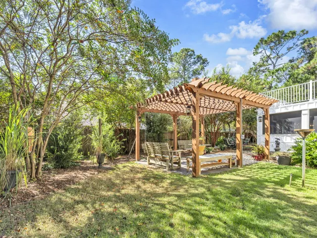 $840,000 | 170 Baywind Drive, Niceville, FL 32578