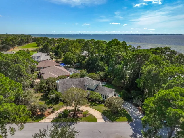 $840,000 | 170 Baywind Drive, Niceville, FL 32578