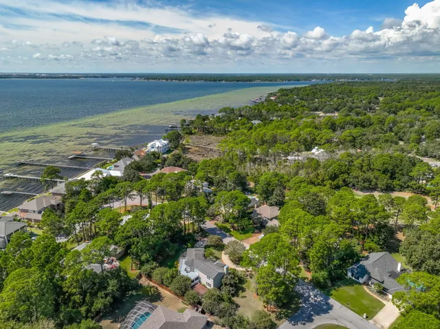 $840,000 | 170 Baywind Drive, Niceville, FL 32578