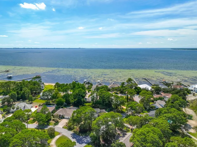 $840,000 | 170 Baywind Drive, Niceville, FL 32578