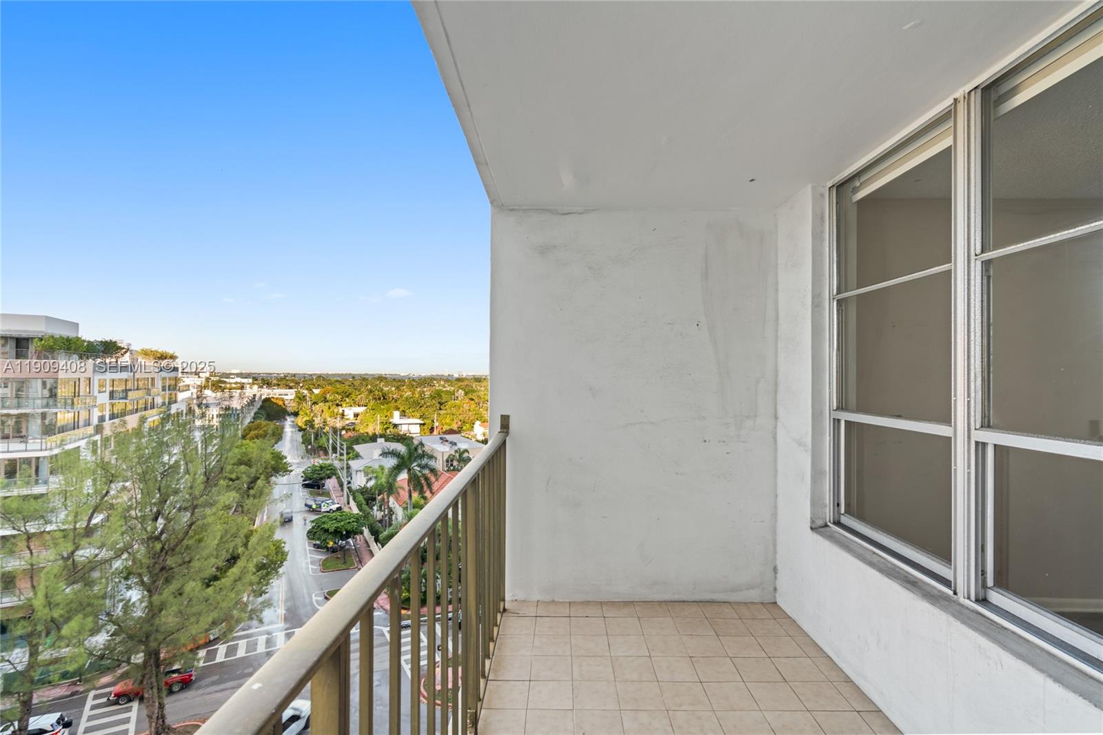 4101 Pine Tree Drive, Unit 802 Miami Beach, FL 33140 - Photo 27 of 58