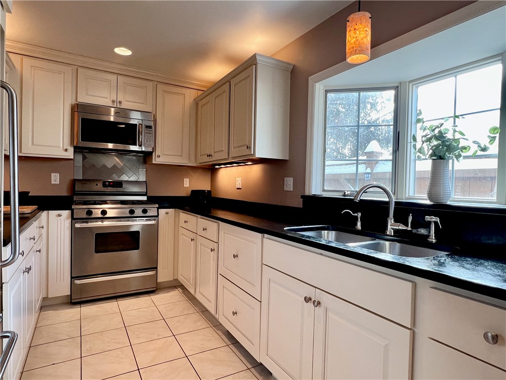 5669 State Street Oneonta, NY 13820 - Photo 4 of 25