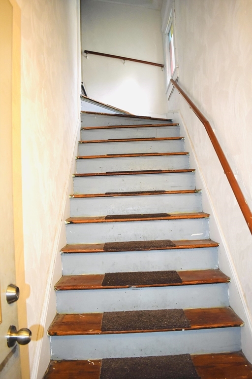 50-52 Balis Street Springfield, MA 01109 - Photo 13 of 42
