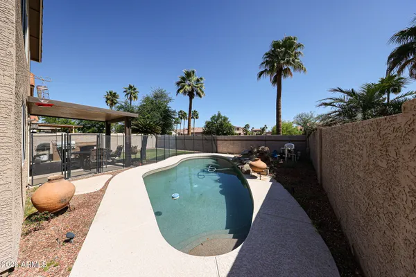 $599,900 | 16429 South 33rd Street, Phoenix, AZ 85048