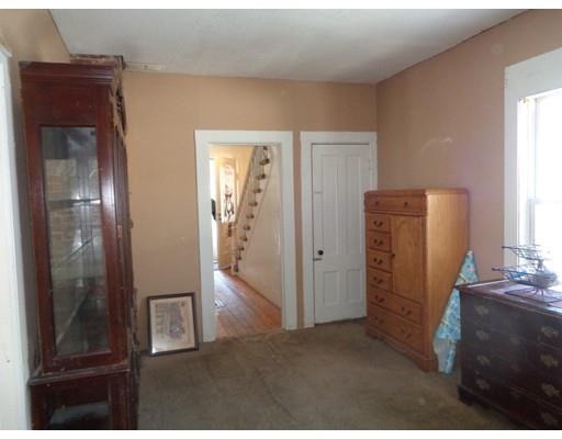 53 King Street Springfield, MA 01109 - Photo 3 of 17