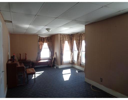 53 King Street Springfield, MA 01109 - Photo 4 of 17