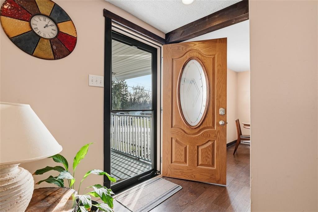 459 Francis Road Pittsburgh, PA 15239 - Photo 5 of 40