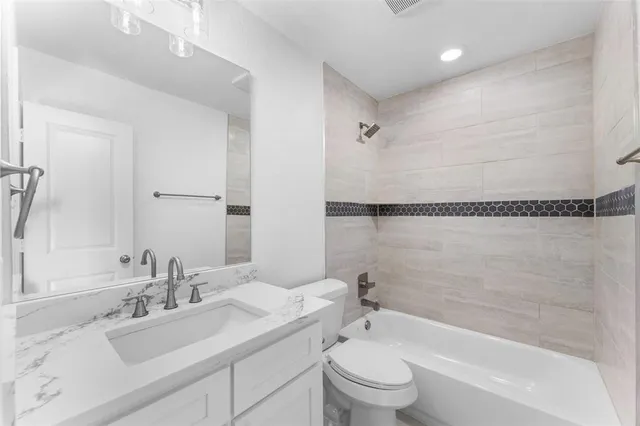 $425,000 | 1528 West Spring Creek Parkway, Plano, TX 75023