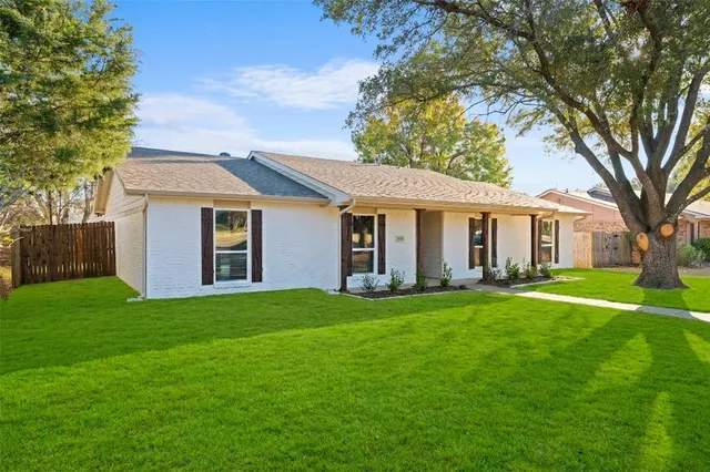 $425,000 | 1528 West Spring Creek Parkway, Plano, TX 75023