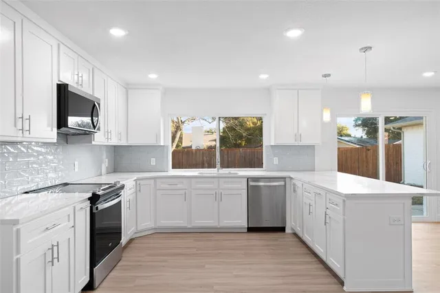 $425,000 | 1528 West Spring Creek Parkway, Plano, TX 75023