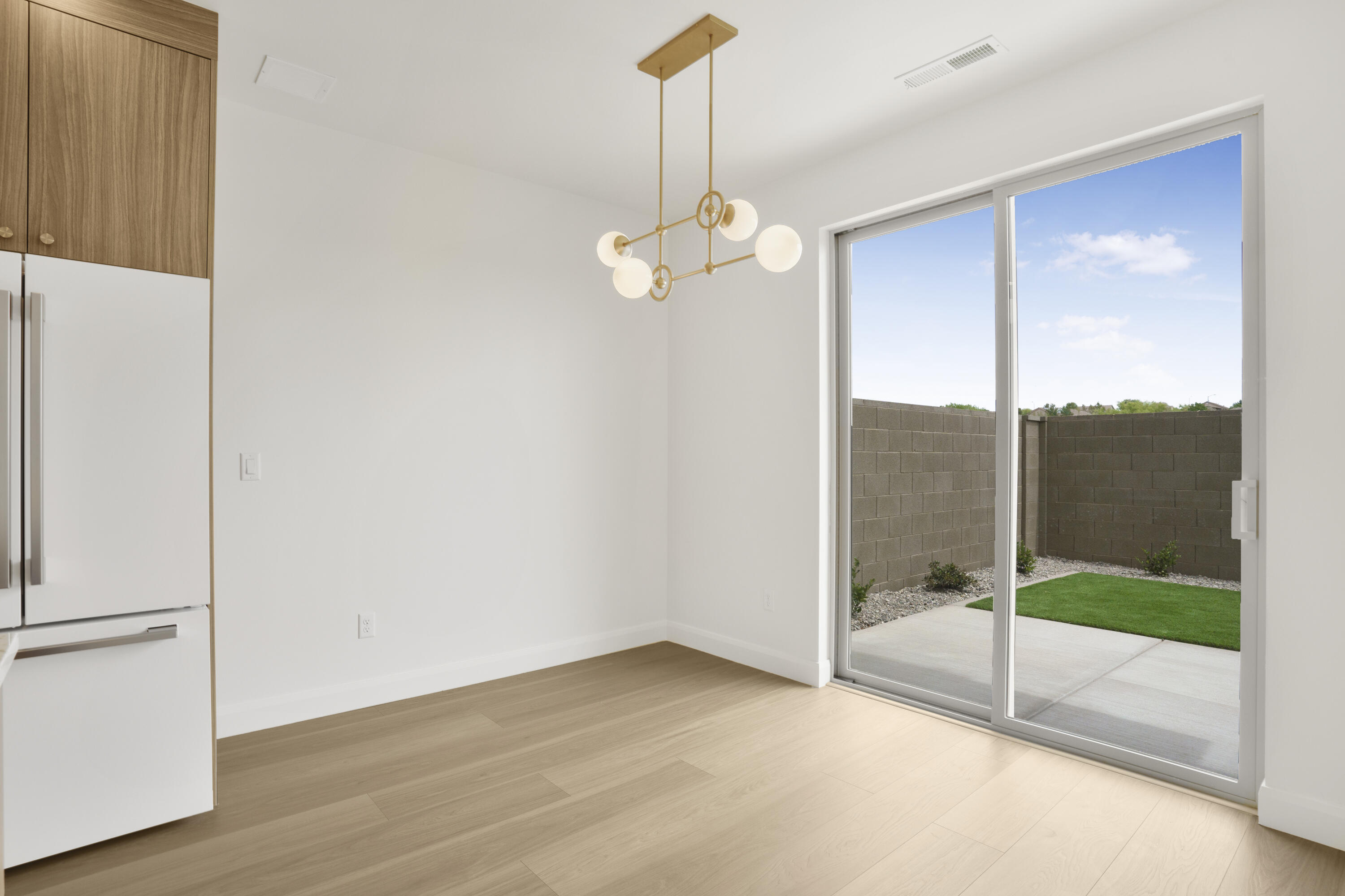 990 Manen Street Washington, UT 84780 - Photo 10 of 38 DSC01445