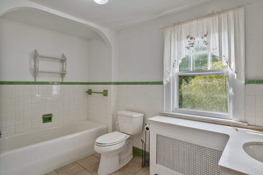 485 Bridge Road Northampton, MA 01062 - Photo 18 of 40