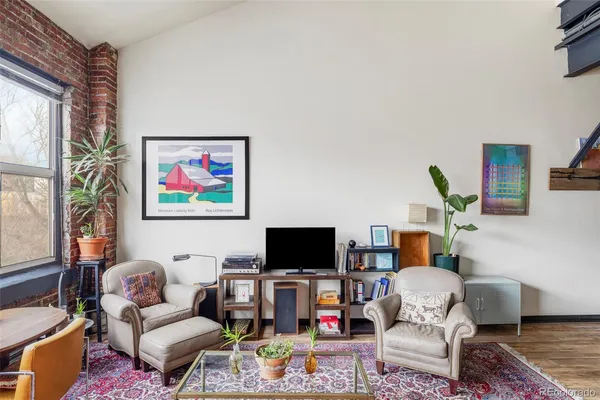 $2,500 | 3309 Blake Street, Unit 207, Denver, CO 80205