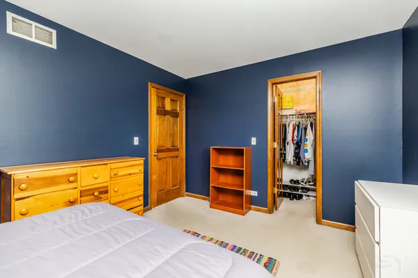 $505,000 | 381 Millington Lane, Aurora, IL 60504