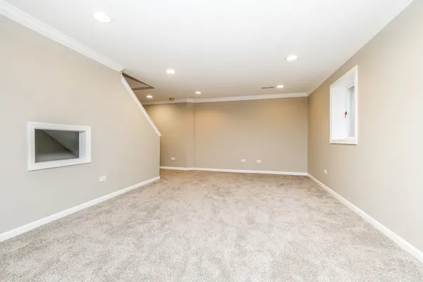 $505,000 | 381 Millington Lane, Aurora, IL 60504