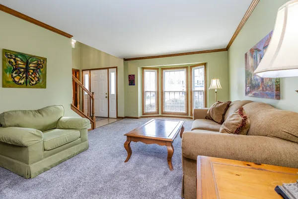 $505,000 | 381 Millington Lane, Aurora, IL 60504