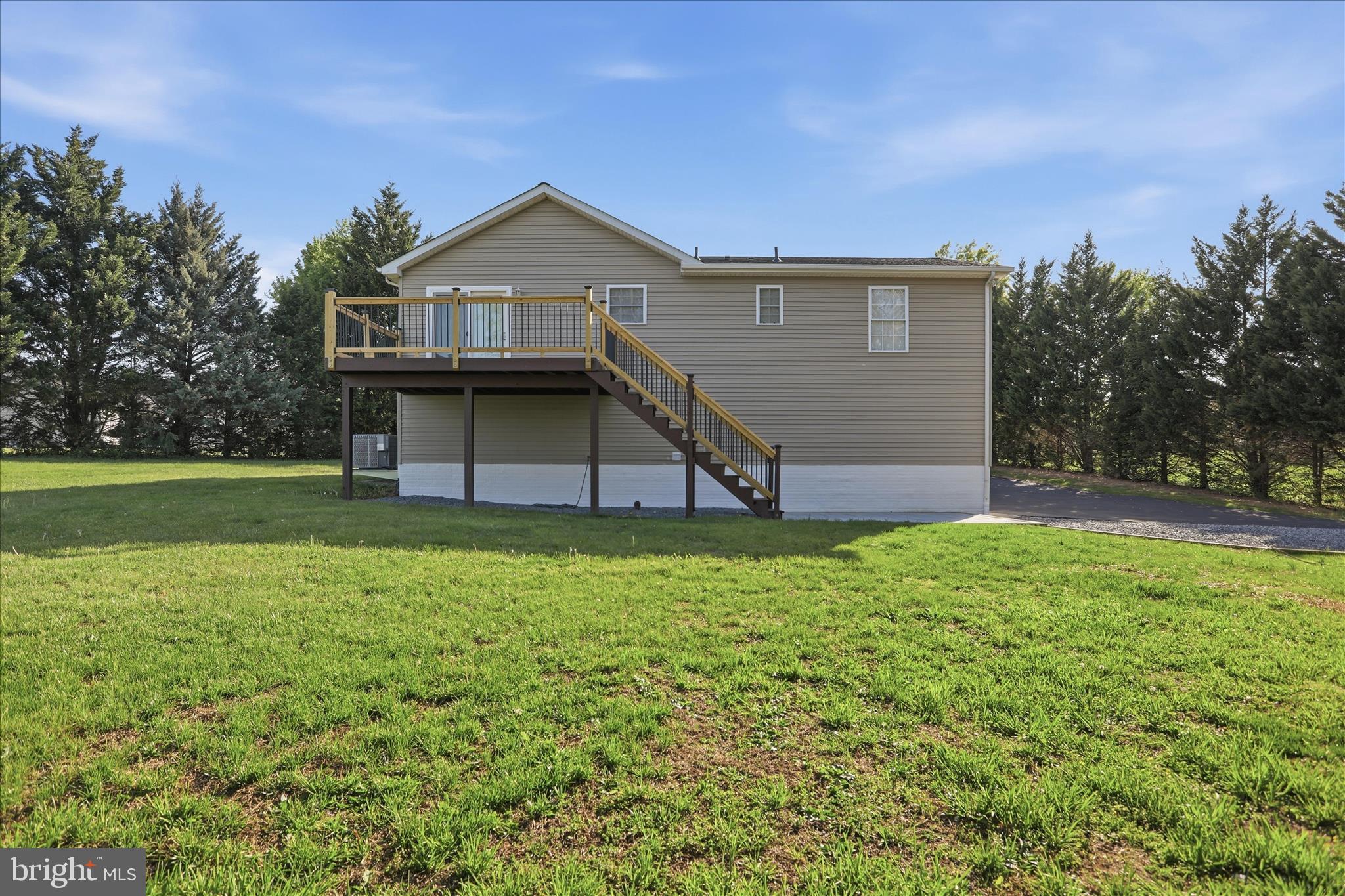 174 Open Field Lane Falling Waters, WV 25419 - Photo 37 of 56