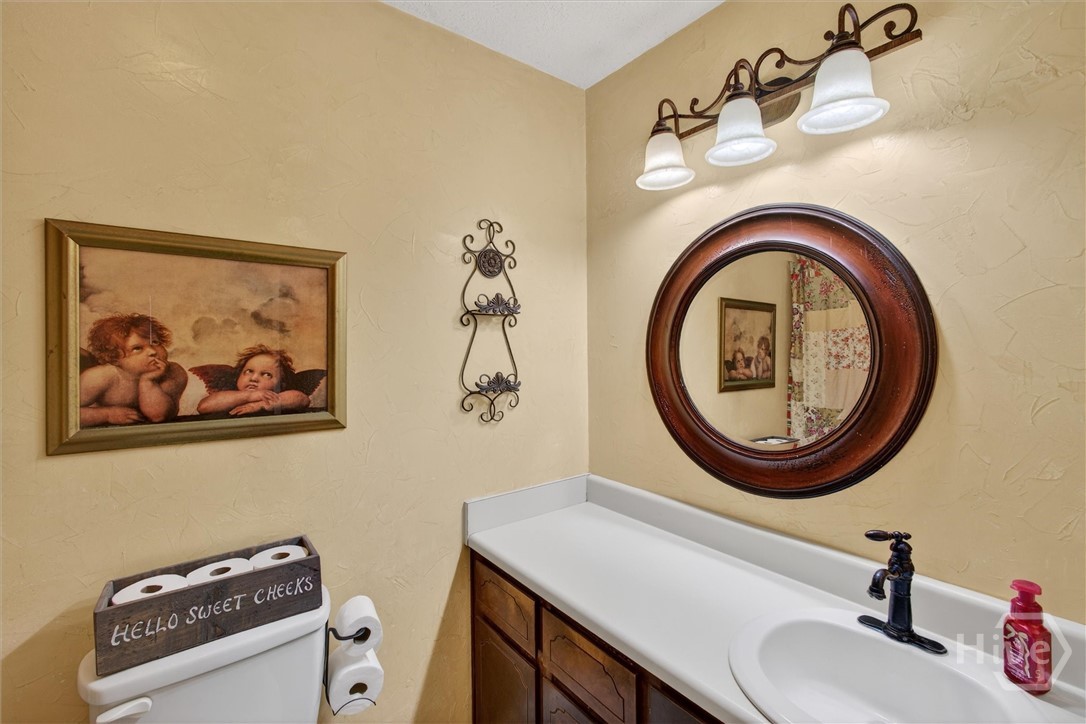 131 Deerwood Court Rincon, GA 31326 - Photo 21 of 54 Hall / Guest Bathroom