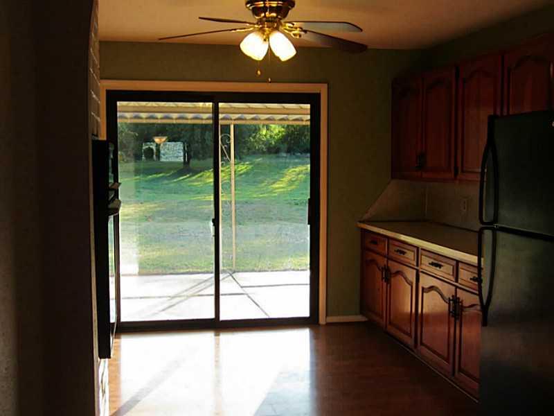 116 McGrady Road Fenelton, PA 16034 - Photo 11 of 21 Kitchen.