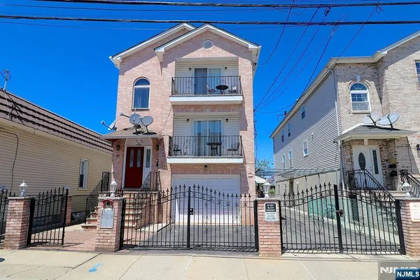 $799,000 | 15 Garibaldi Avenue, Newark, NJ 07114