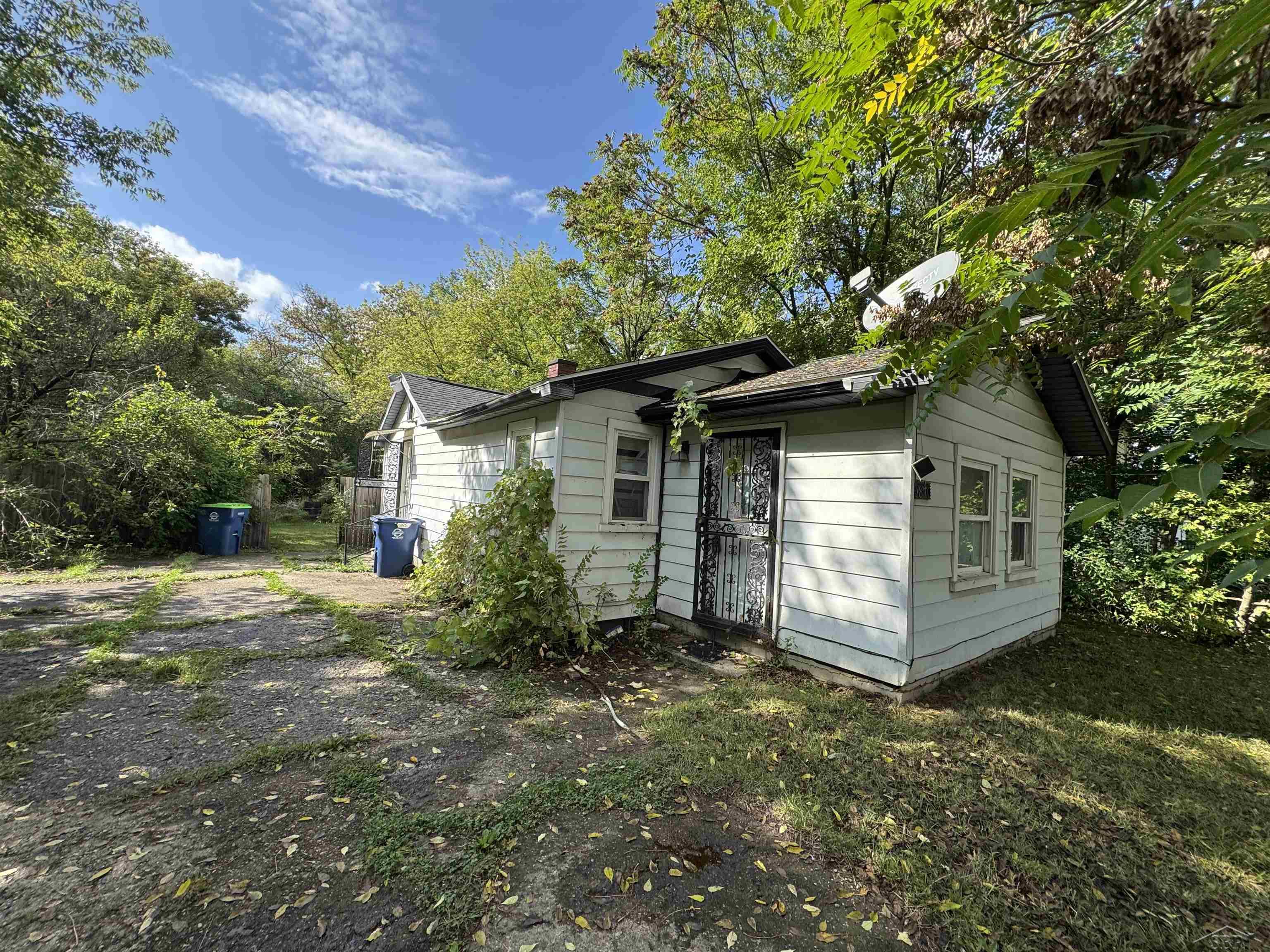 1840 Ribble Street Saginaw, MI 48601 - Photo 1 of 13