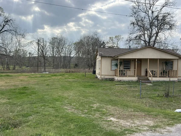 $140,000 | 380 Governors Hogg Dr Point, Point Blank, TX 77364