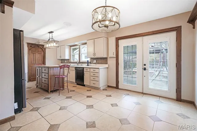 $155,000 | 207 South Street, Brighton, IL 62012