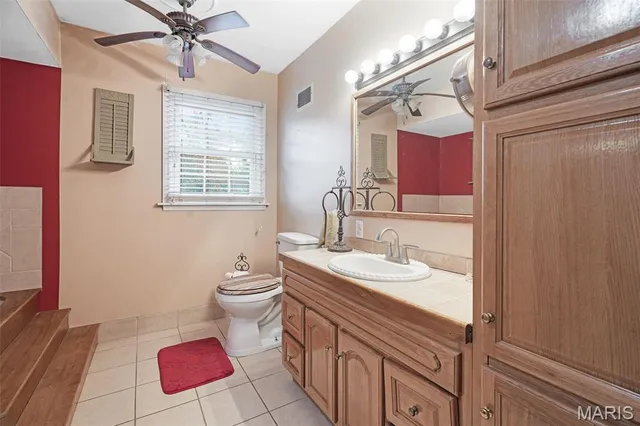 $155,000 | 207 South Street, Brighton, IL 62012