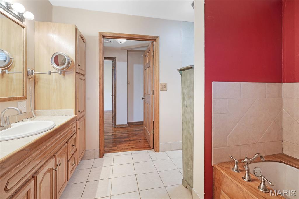 207 South Street Brighton, IL 62012 - Photo 24 of 38