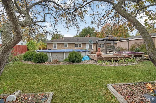 $155,000 | 207 South Street, Brighton, IL 62012