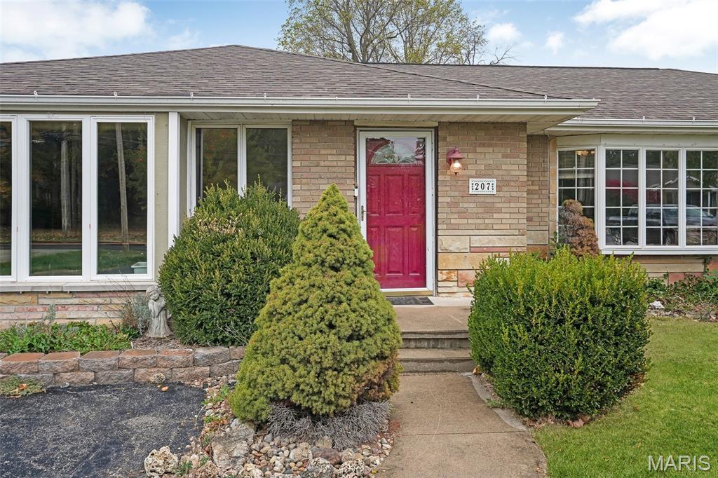 207 South Street Brighton, IL 62012 - Photo 4 of 38