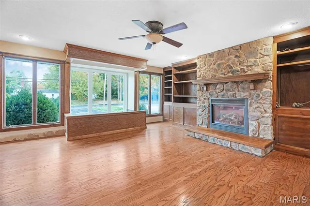 $155,000 | 207 South Street, Brighton, IL 62012