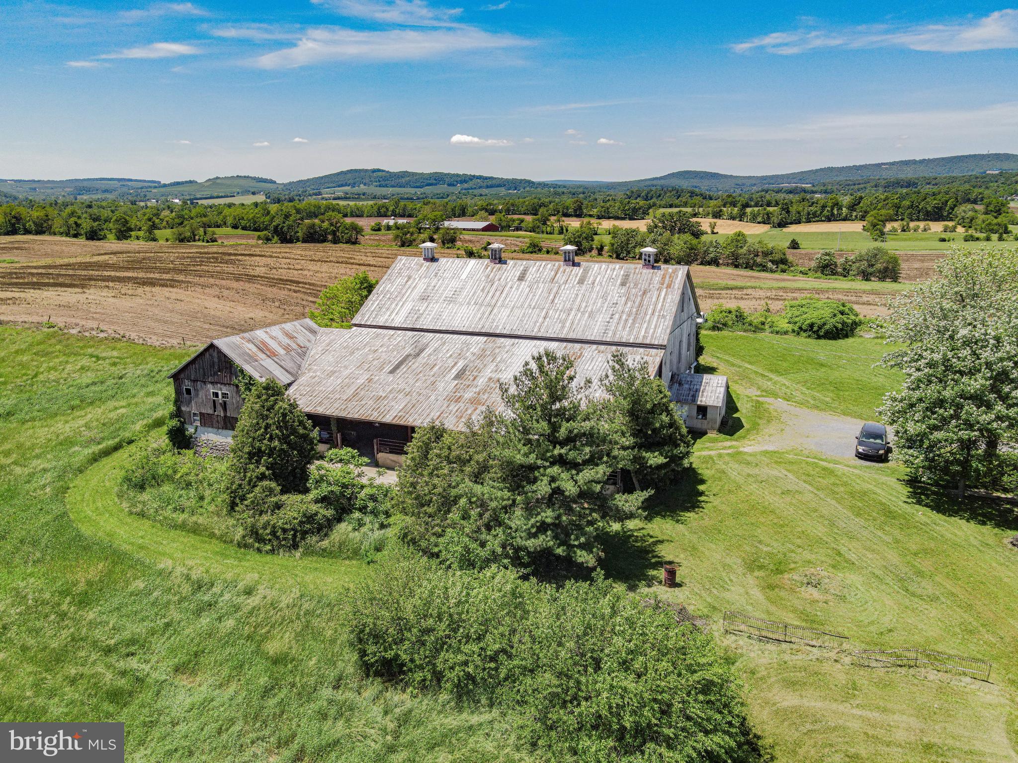 730 County Line Road Dillsburg, PA 17019 - Photo 9 of 45 Gallery Image 9