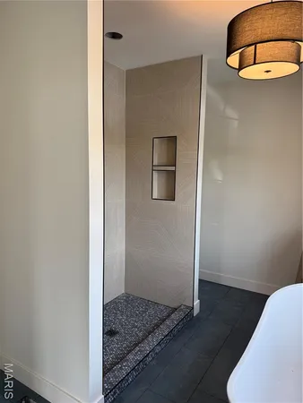 $669,000 | 8935 Idell Creek Lane, Hannibal, MO 63401