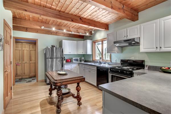 4 Adeline Road Ipswich, MA 01938 - Photo 6 of 16 Gallery Image 6
