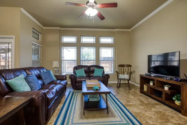 $344,900 | 1417 Sacramento, Portland, TX 78374