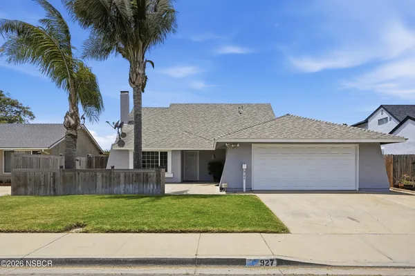 $679,900 | 927 Sugar Bush Drive, Santa Maria, CA 93454