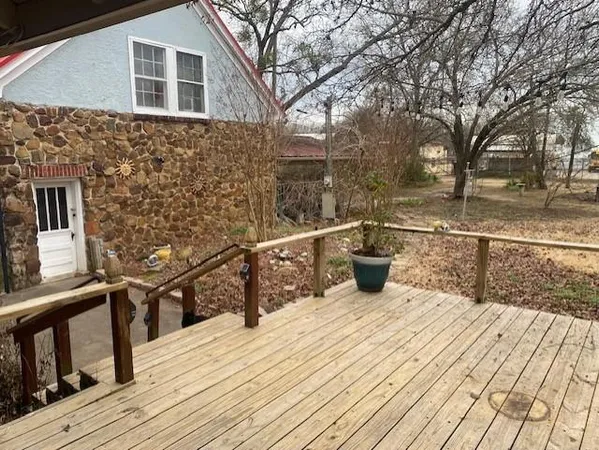 $250,000 | 1404 West Main Street, Clarksville, TX 75426