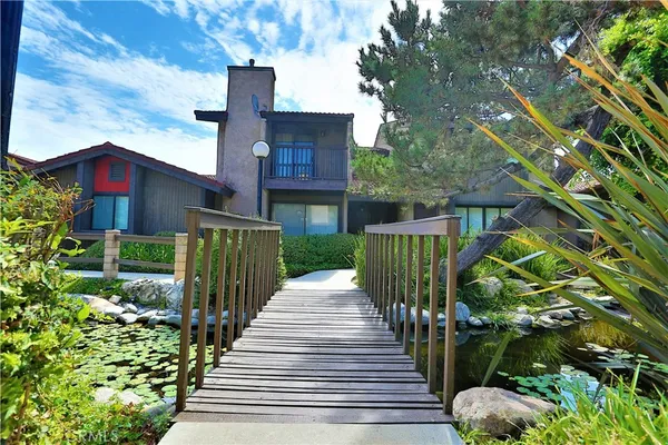 $2,850 | 171 South Hollenbeck Avenue, Covina, CA 91723