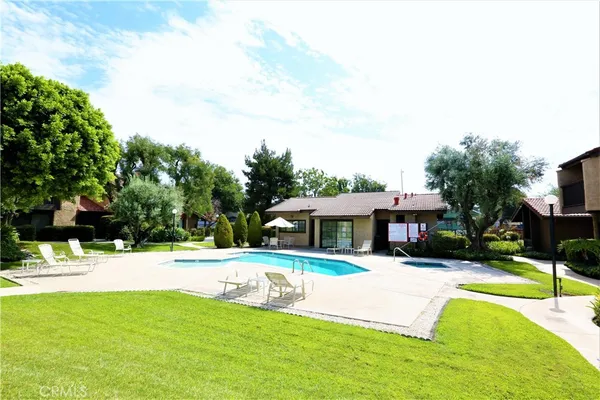 $2,850 | 171 South Hollenbeck Avenue, Covina, CA 91723