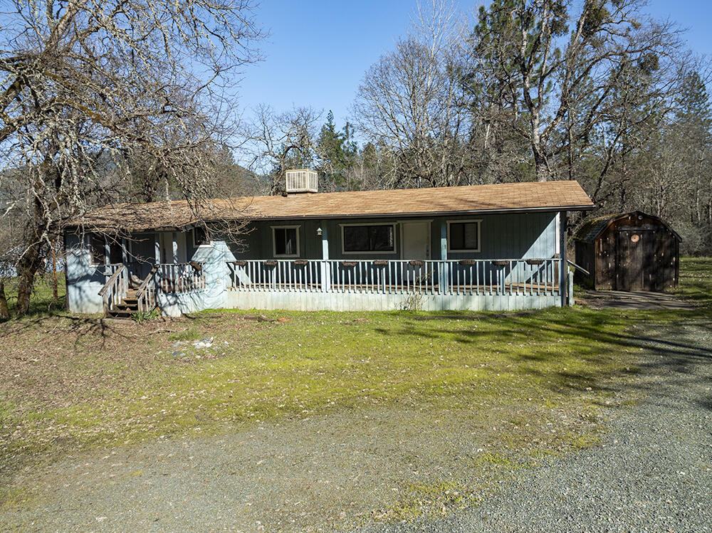 690 Flaming Road Grants Pass, OR 97526 - Photo 42 of 45 Storage
