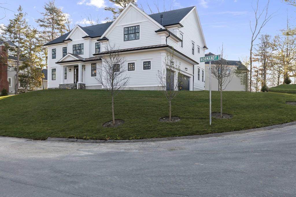 14 Woodcliffe Road Lexington, MA 02421 - Photo 2 of 10