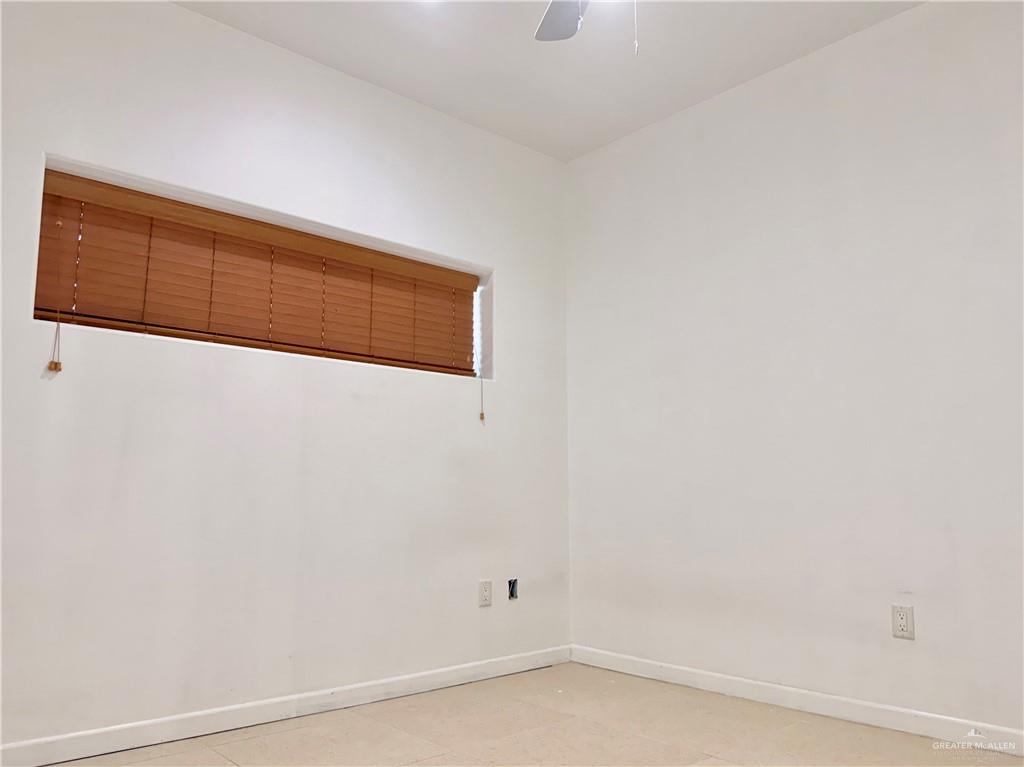 813 Travis Street, Unit 207 Mission, TX 78572 - Photo 22 of 38 a view of small space