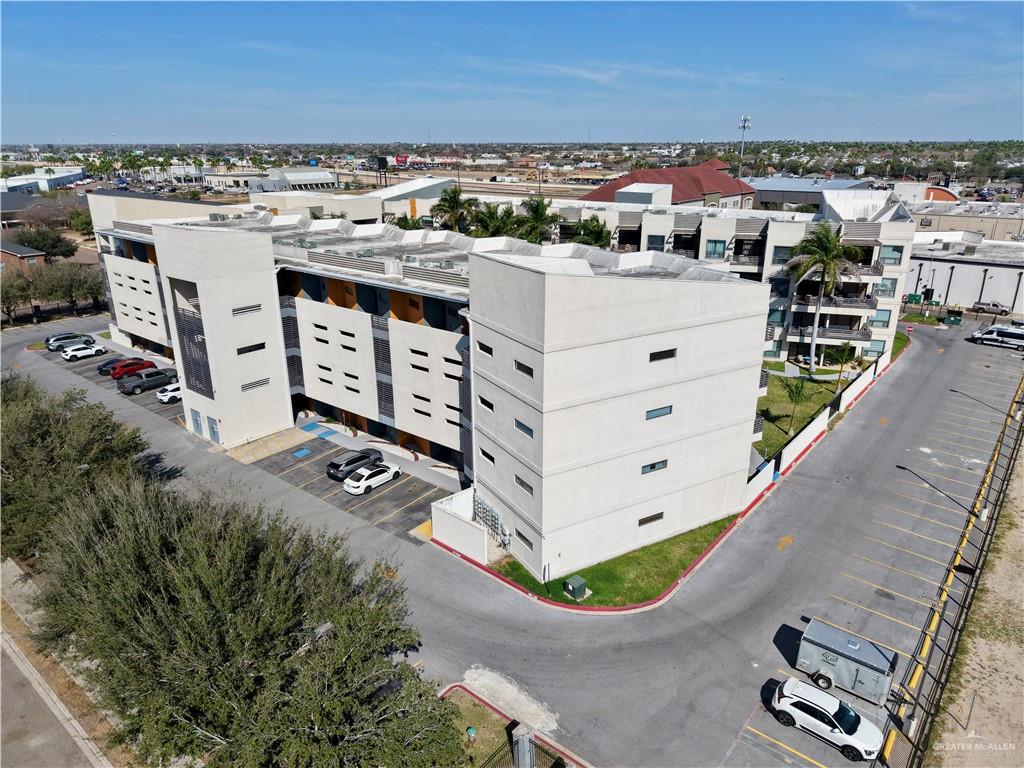 813 Travis Street, Unit 207 Mission, TX 78572 - Photo 36 of 38 an aerial view of a city