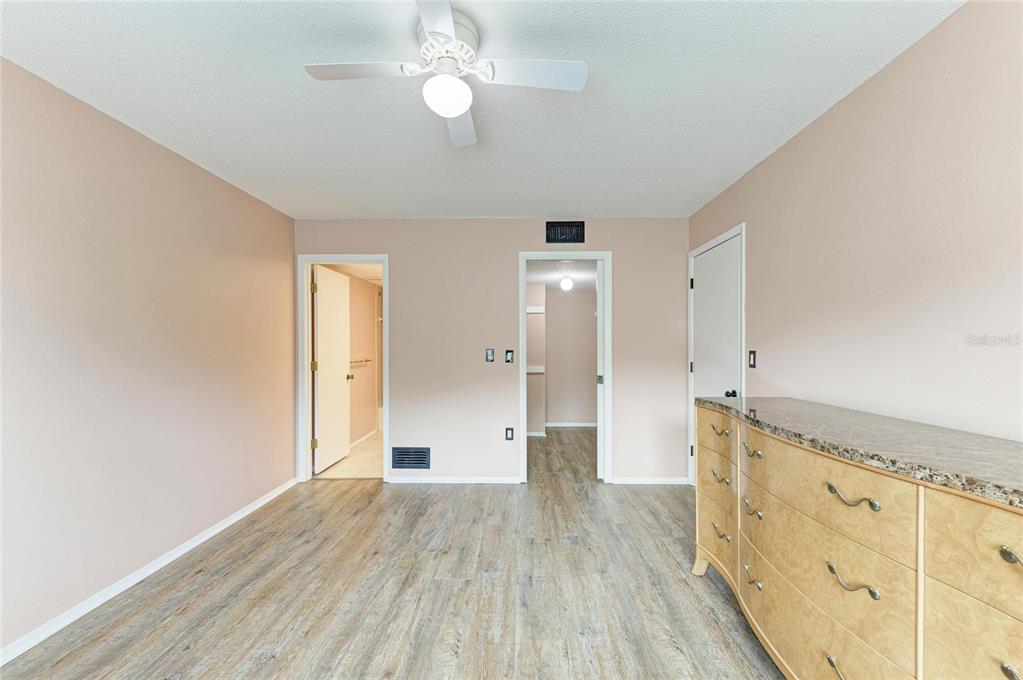 220 Santa Maria Street, Unit 338 Venice, FL 34285 - Photo 29 of 50