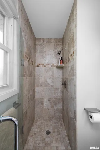 $237,500 | 2304 Oak Street, Rock Falls, IL 61071