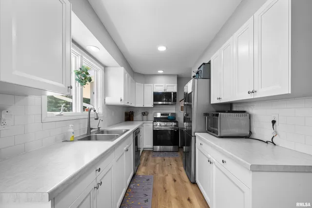 $237,500 | 2304 Oak Street, Rock Falls, IL 61071