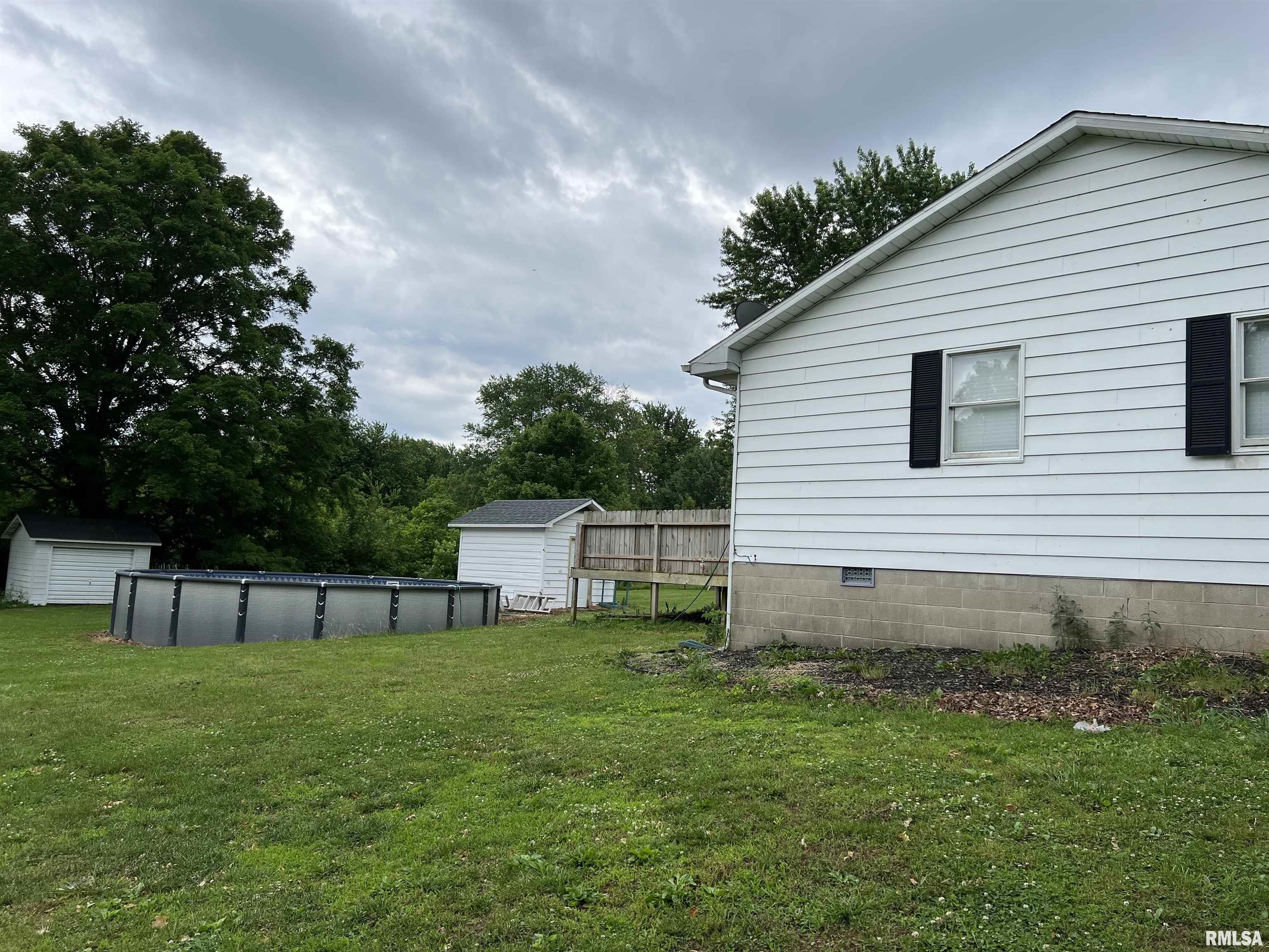 512 North Line Street Creal Springs, IL 62922 - Photo 3 of 35 Gallery Image 3